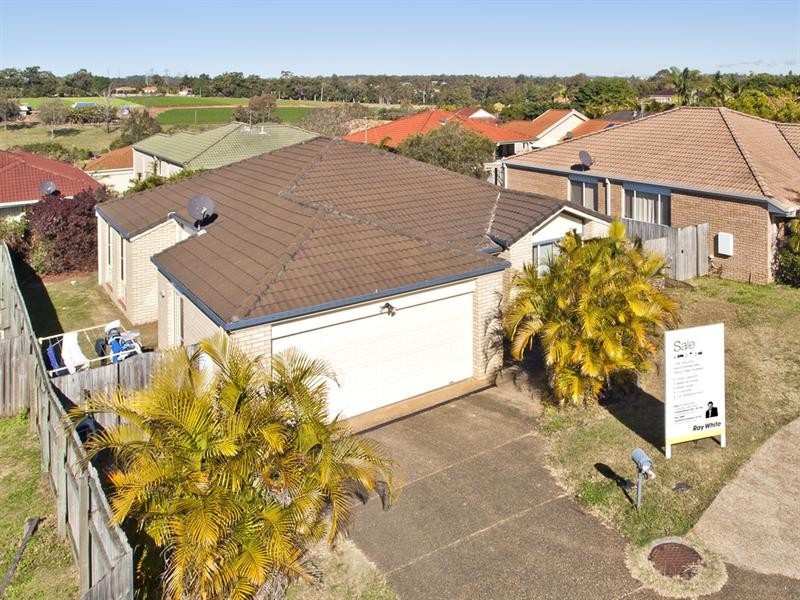 8 Wivenhoe Place, Runcorn QLD 4113