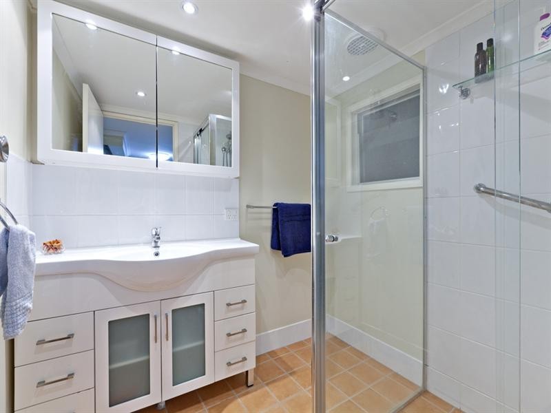 5 Leone Avenue, Rochedale South QLD 4123
