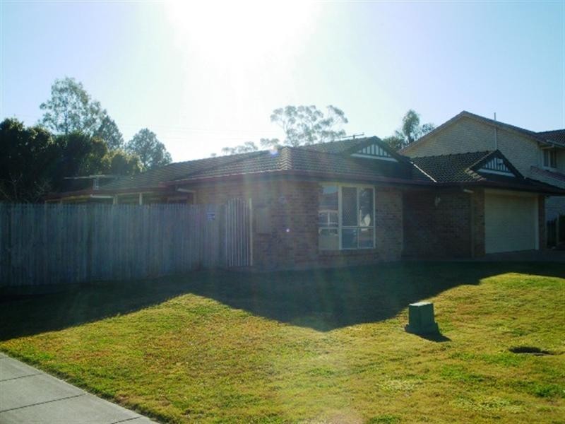 13 Poinciana Place, Eight Mile Plains QLD 4113