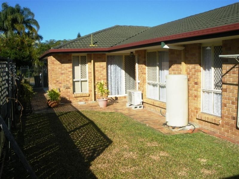 13 Poinciana Place, Eight Mile Plains QLD 4113