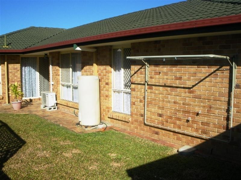 13 Poinciana Place, Eight Mile Plains QLD 4113