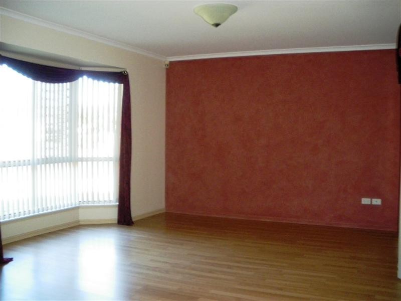 13 Poinciana Place, Eight Mile Plains QLD 4113