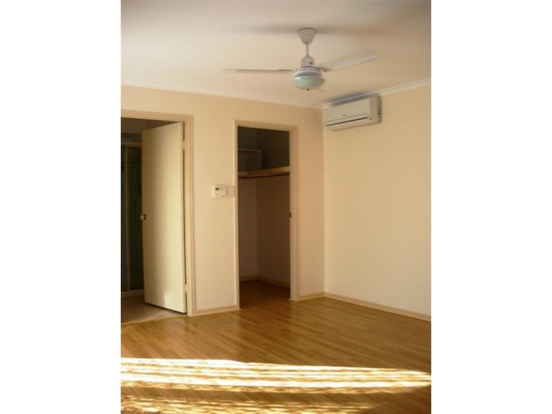 13 Poinciana Place, Eight Mile Plains QLD 4113