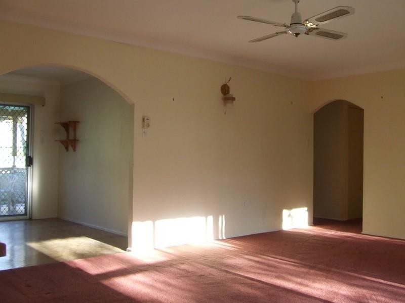 7 Woodlands Drive, Rochedale South QLD 4123