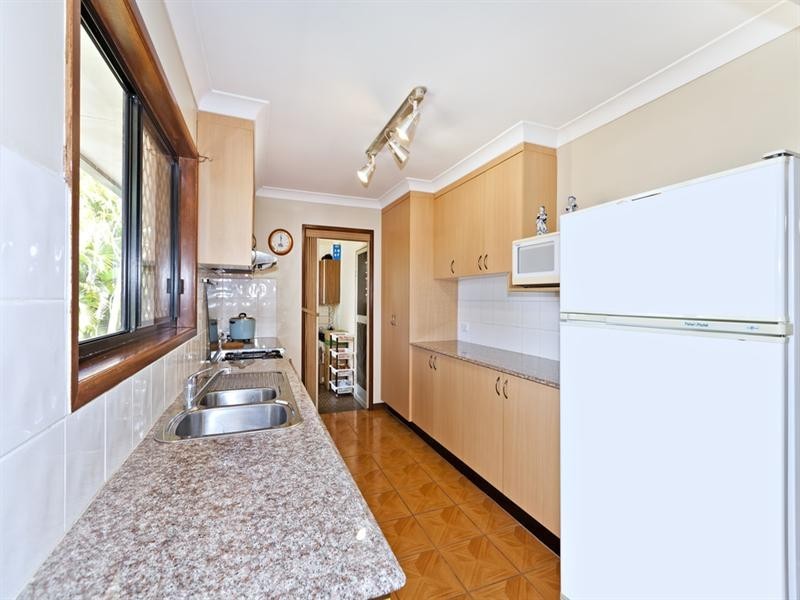 37 Wootton Crescent, Springwood QLD 4127