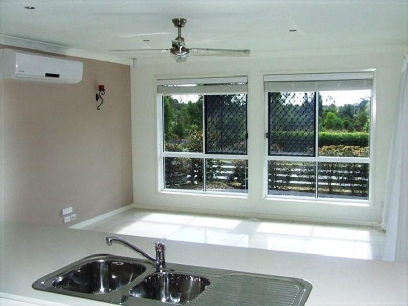 1 Tewantin Way, Waterford QLD 4133