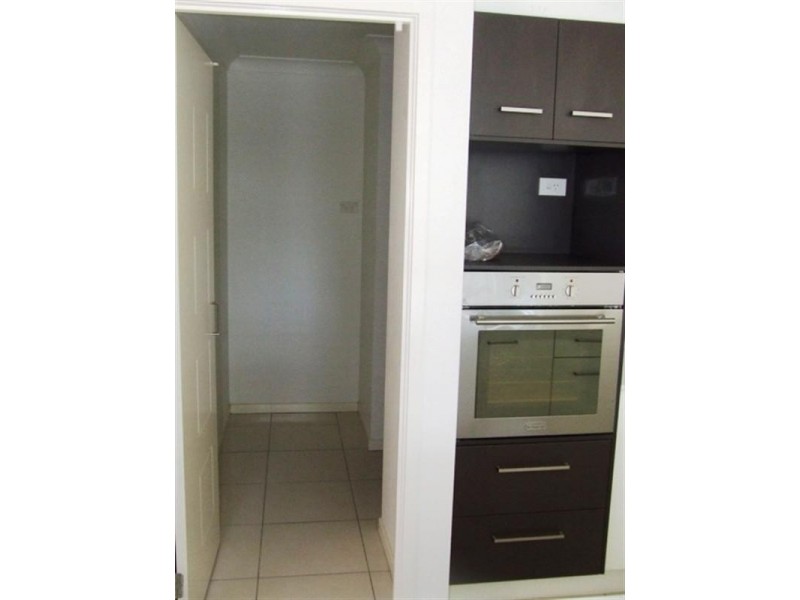 1 Tewantin Way, Waterford QLD 4133