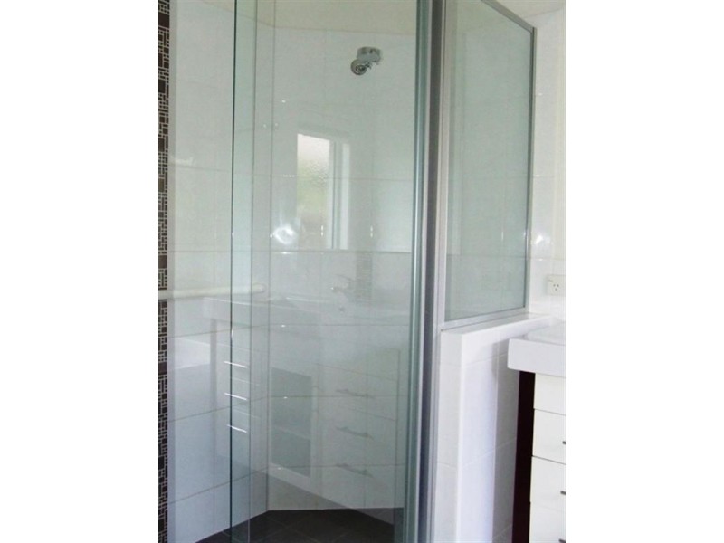 1 Tewantin Way, Waterford QLD 4133