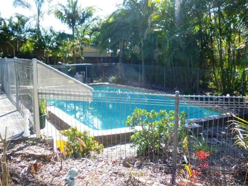 23 Sunningdale Avenue, Rochedale South QLD 4123