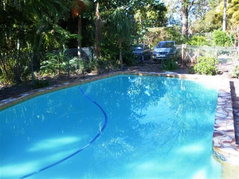 23 Sunningdale Avenue, Rochedale South QLD 4123