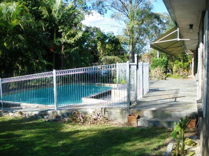 23 Sunningdale Avenue, Rochedale South QLD 4123