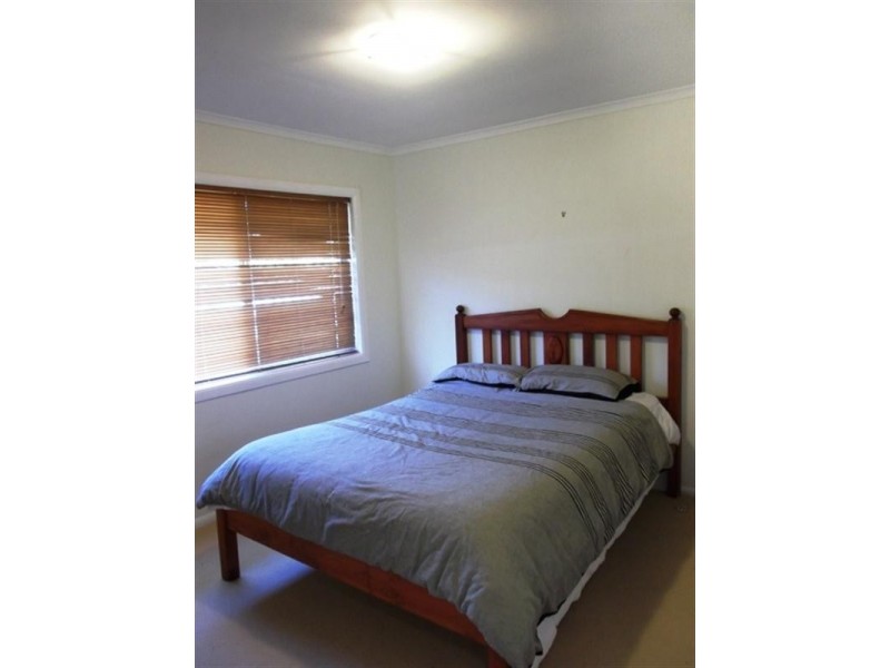 9 Barbaralla Drive, Springwood QLD 4127