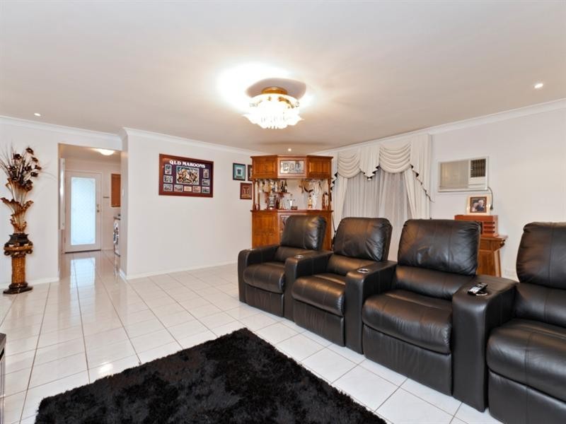 19 Gallang Street, Rochedale South QLD 4123