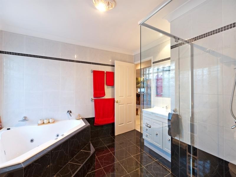 19 Gallang Street, Rochedale South QLD 4123