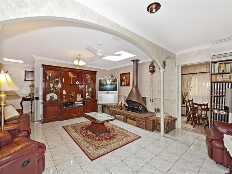 15 Eleanor Avenue, Underwood QLD 4119