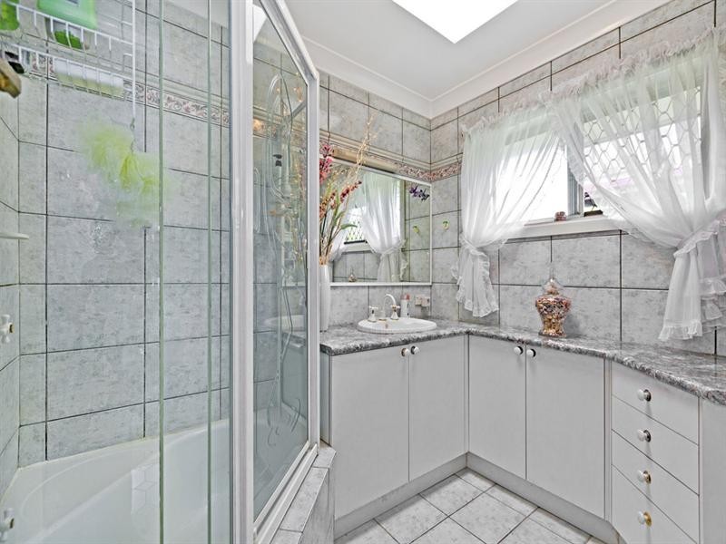 15 Eleanor Avenue, Underwood QLD 4119