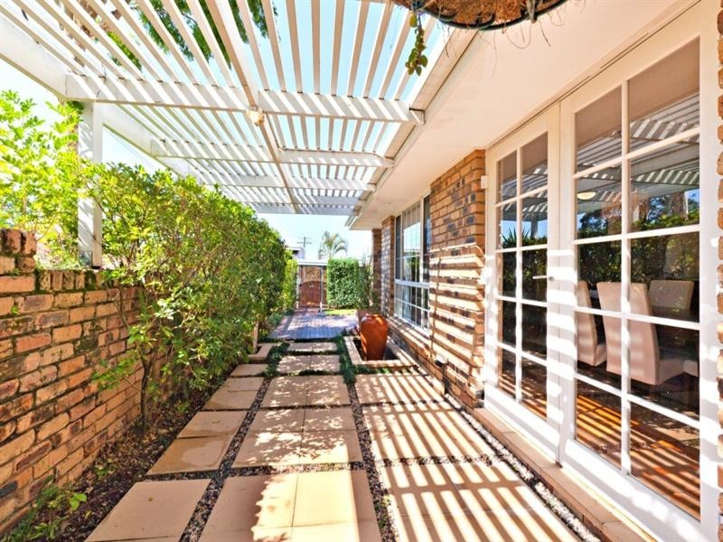 4 Ridgeway Court, Rochedale South QLD 4123