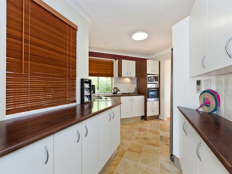 4 Ridgeway Court, Rochedale South QLD 4123