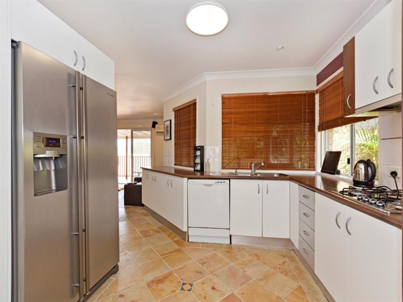 4 Ridgeway Court, Rochedale South QLD 4123