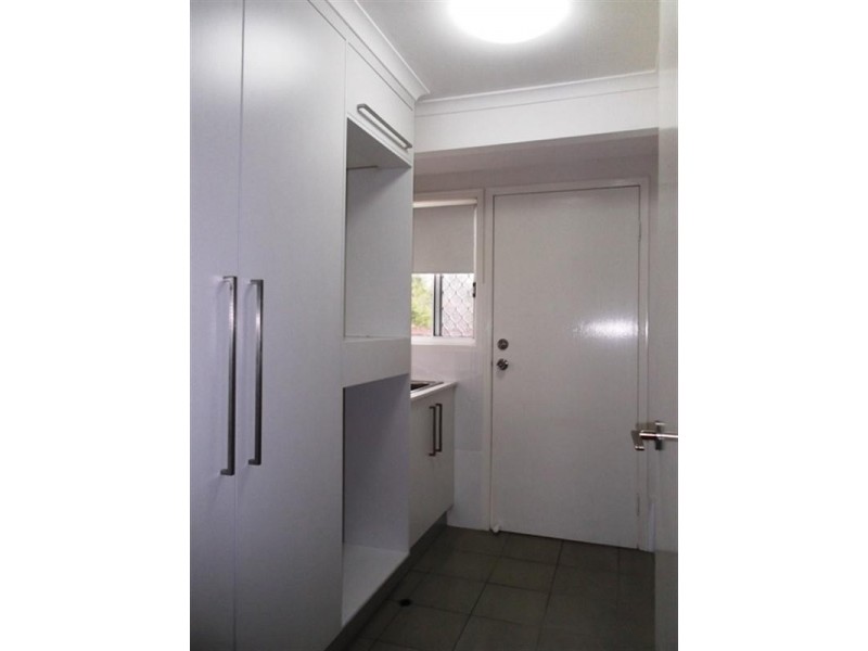 33 Jardine Drive, Springwood QLD 4127