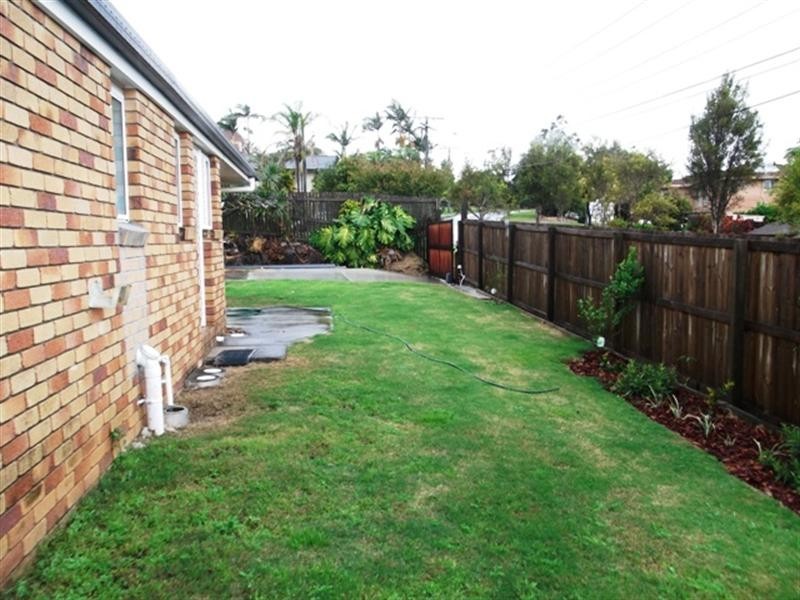 33 Jardine Drive, Springwood QLD 4127