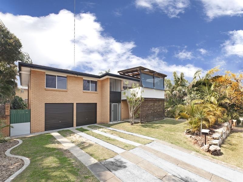 17 Lauretta Avenue, Springwood QLD 4127