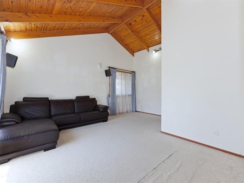 18 Lanfranco Street, Rochedale South QLD 4123