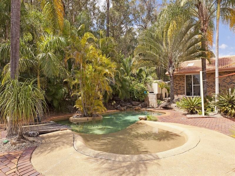 10 Karalise Street, Rochedale South QLD 4123