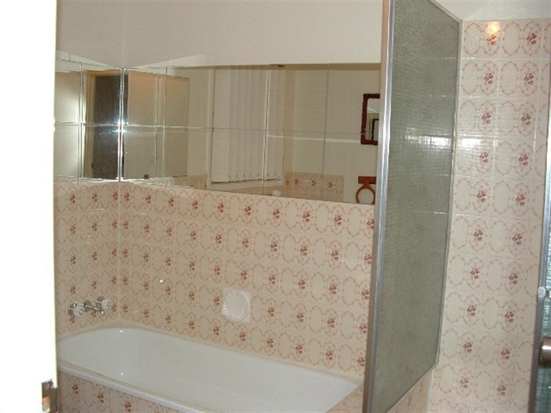 18 Kancoona Street, Rochedale South QLD 4123