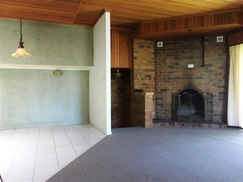 40 Wootton Crescent, Springwood QLD 4127