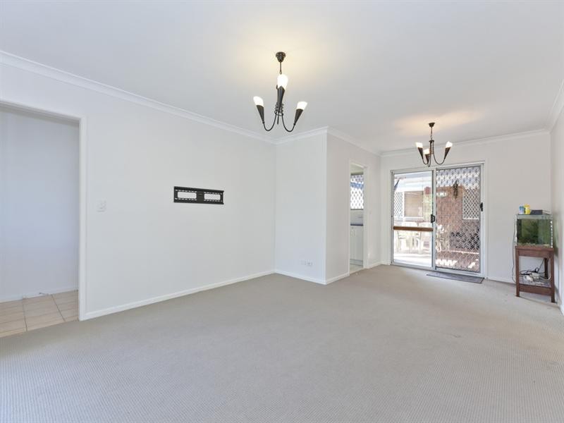 6 Van Dieman Crescent, Springwood QLD 4127