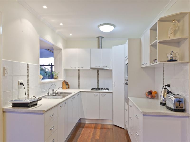 5 Leone Avenue, Rochedale South QLD 4123
