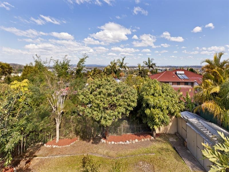 5 Leone Avenue, Rochedale South QLD 4123
