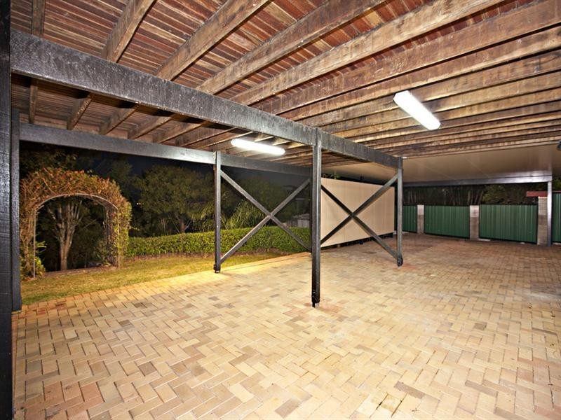5 Leone Avenue, Rochedale South QLD 4123