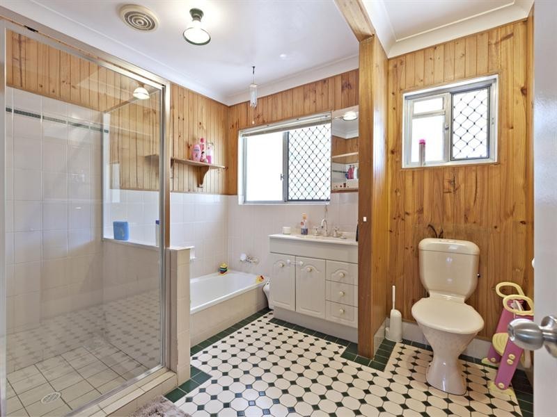 76 Glengala Drive, Rochedale South QLD 4123