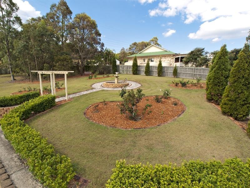 17 Waratah Close, Mackenzie QLD 4156