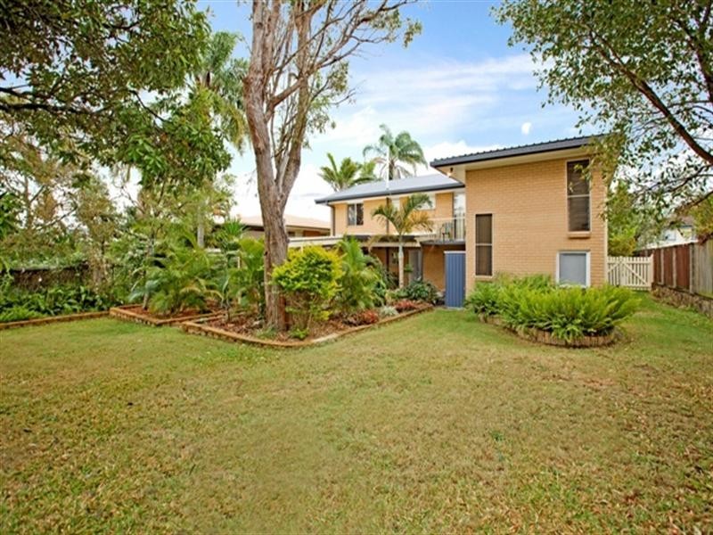 9 Narelle Crescent, Rochedale South QLD 4123