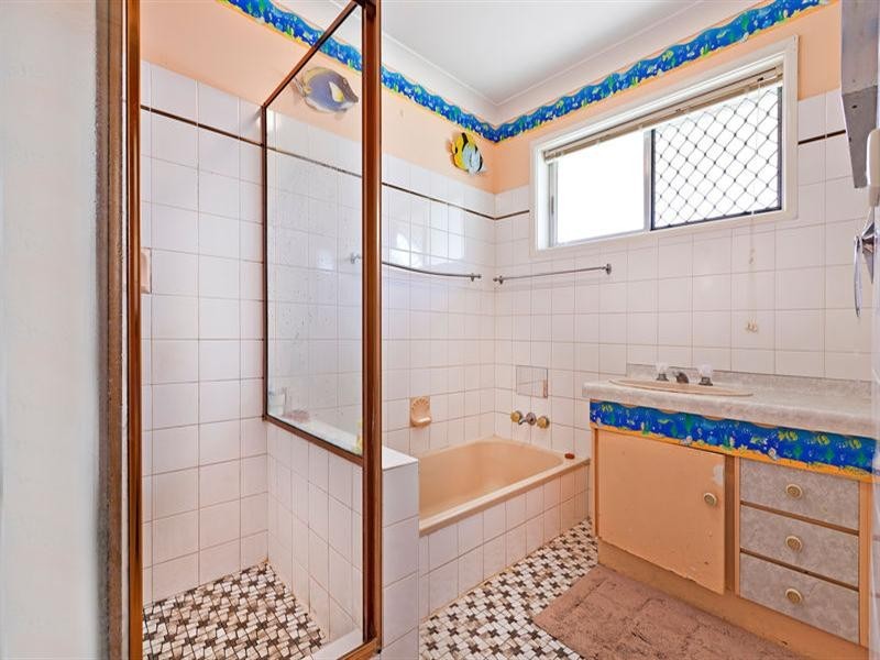 1 Amanda Street, Rochedale South QLD 4123