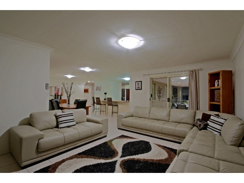 7 Overlord Place, Kuraby QLD 4112