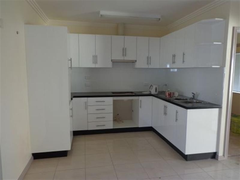 4a Malouf Street, Canley Heights NSW 2166