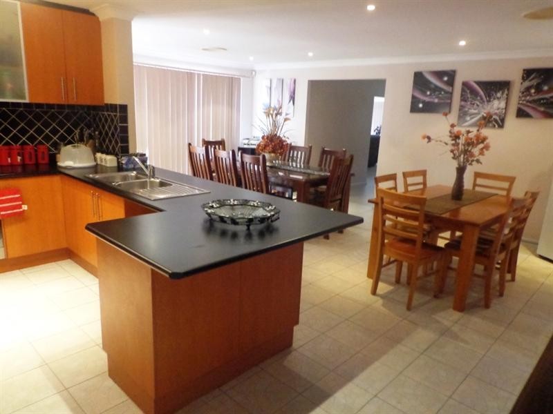 1 Moreton Close, Hinchinbrook NSW 2168