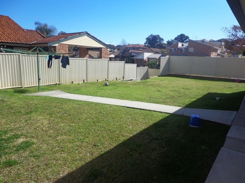 1 Moreton Close, Hinchinbrook NSW 2168