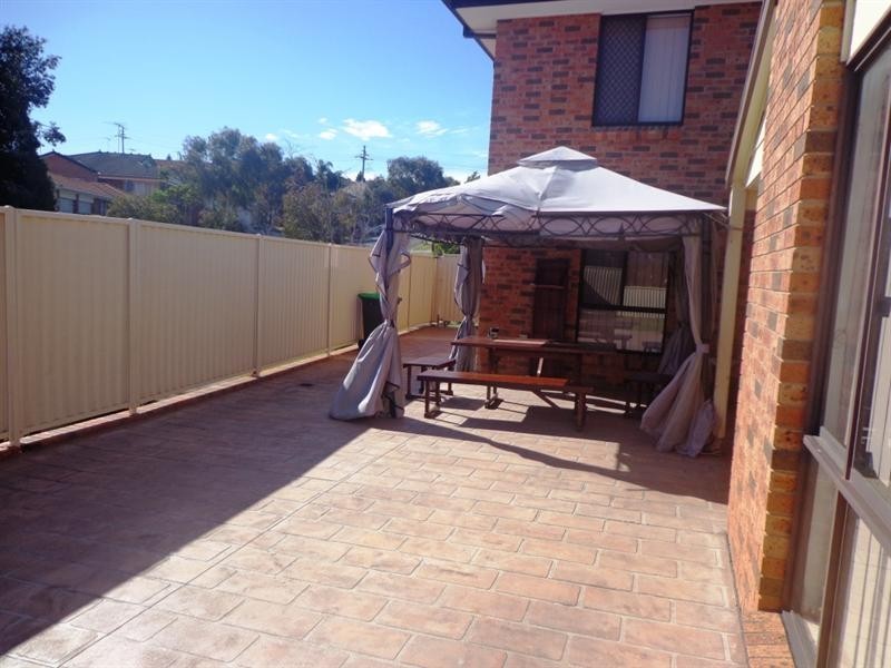 1 Moreton Close, Hinchinbrook NSW 2168