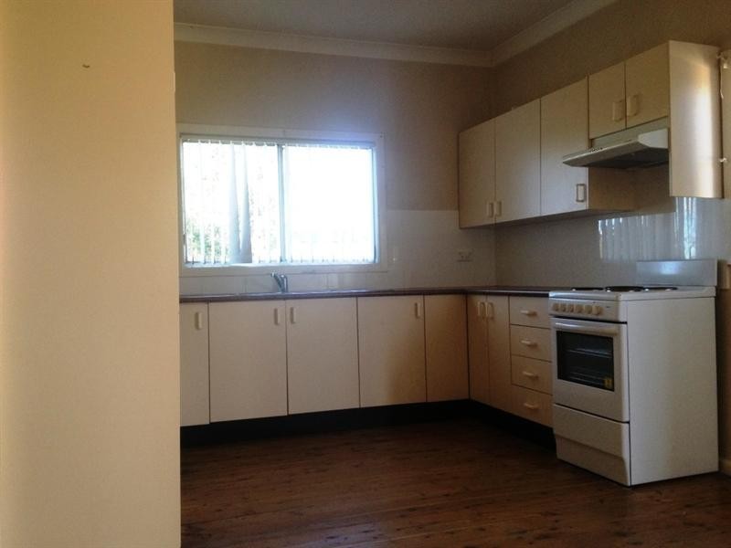 Canley Heights NSW 2166