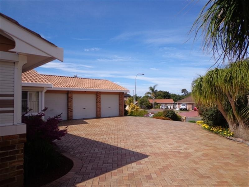 3 Morgan Close, Prairiewood NSW 2176