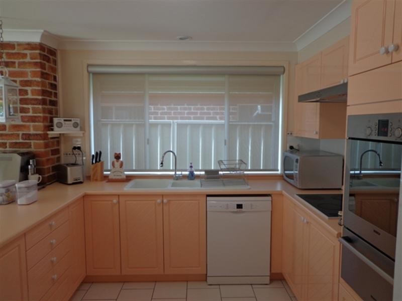 3 Morgan Close, Prairiewood NSW 2176