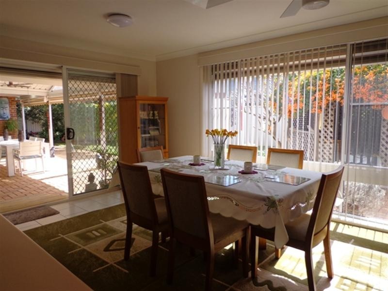 3 Morgan Close, Prairiewood NSW 2176