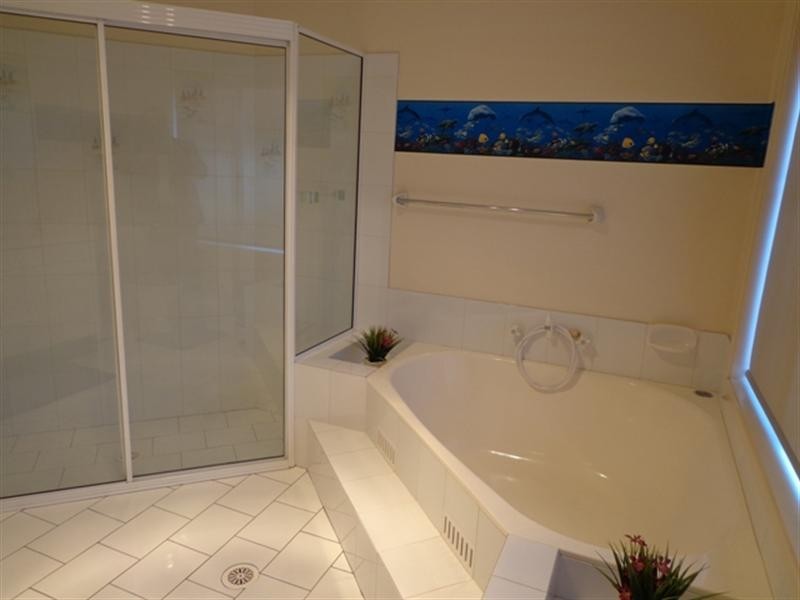 3 Morgan Close, Prairiewood NSW 2176