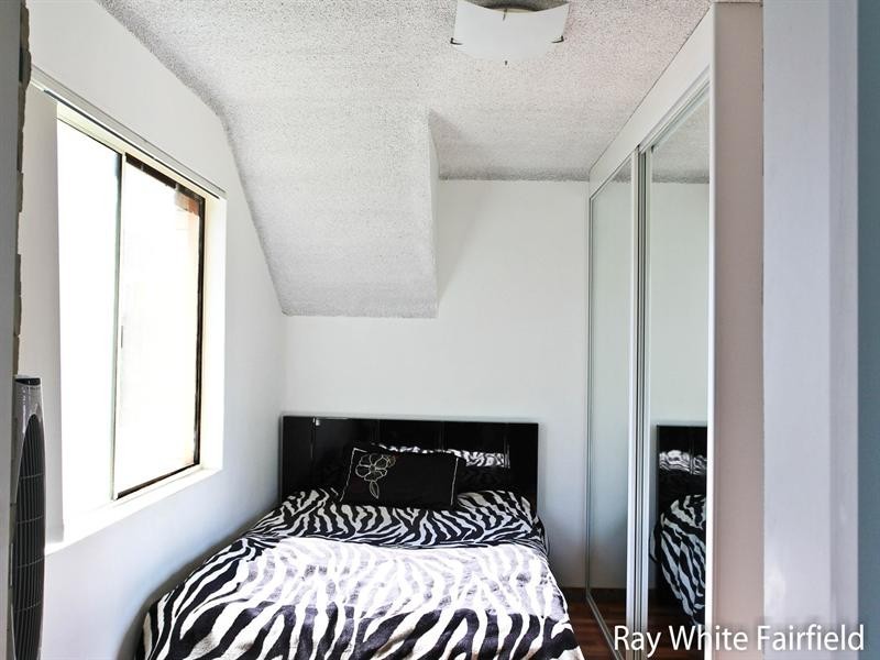 7/26 York Street, Fairfield NSW 2165