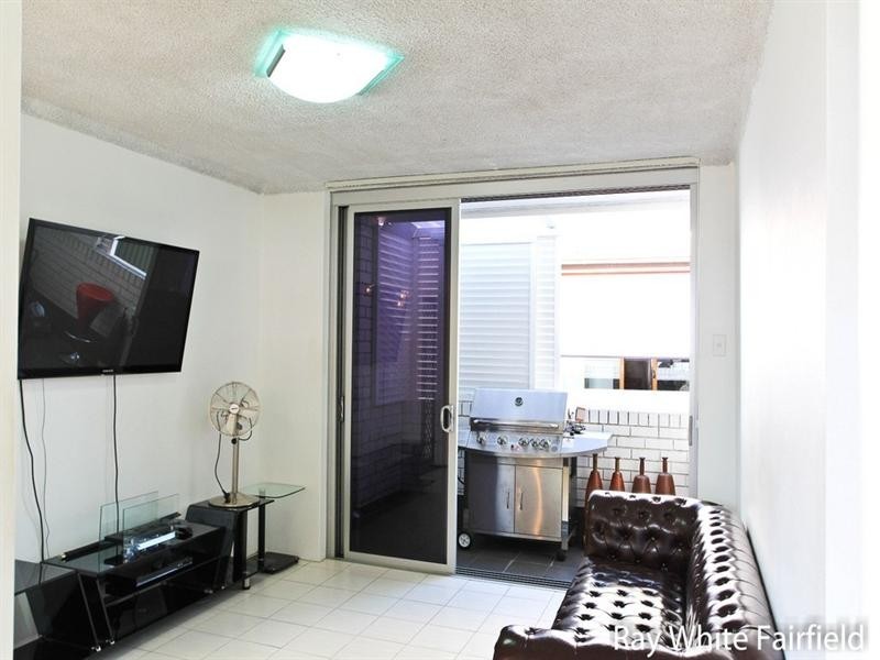 7/26 York Street, Fairfield NSW 2165